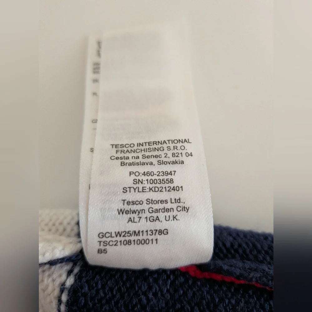 F&F vibrant beanie